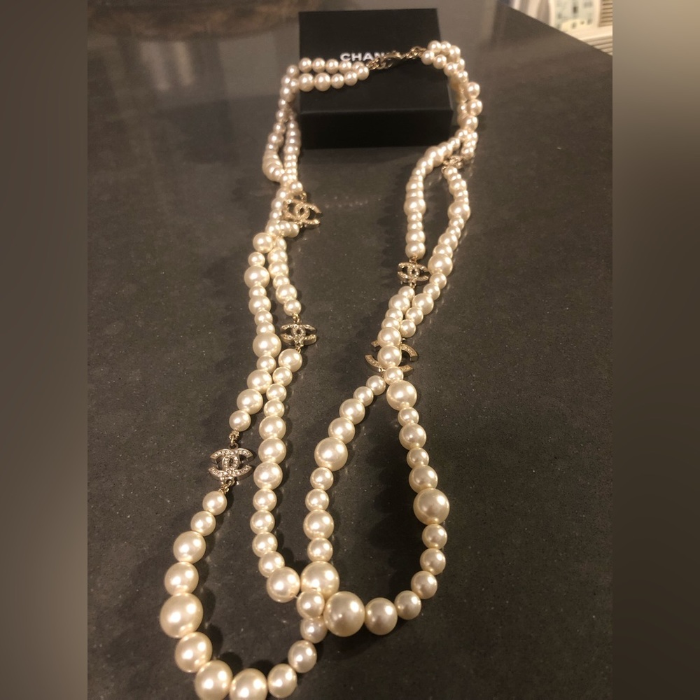 100% Authentic Chanel necklace